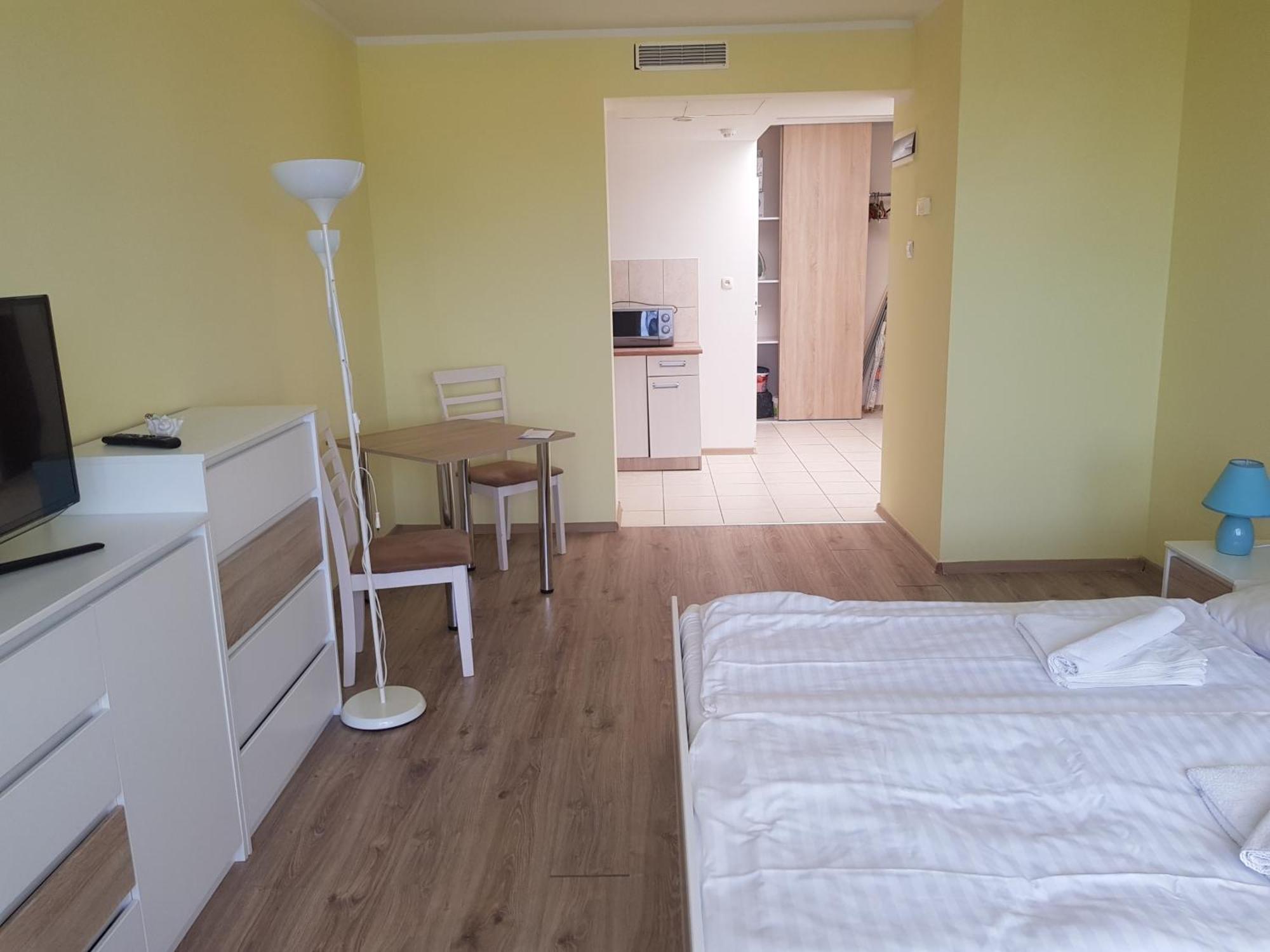 Etna Polonia Apartamenty Kolobrzeg Bagian luar foto