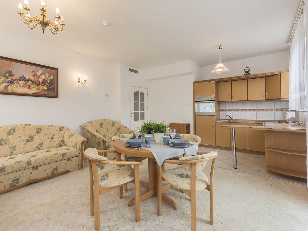 Etna Polonia Apartamenty Kolobrzeg Bagian luar foto