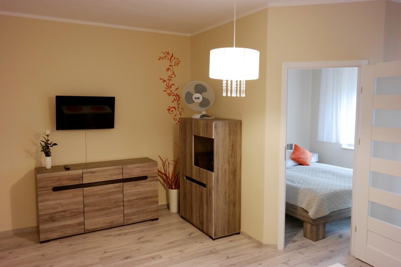 Etna Polonia Apartamenty Kolobrzeg Bagian luar foto